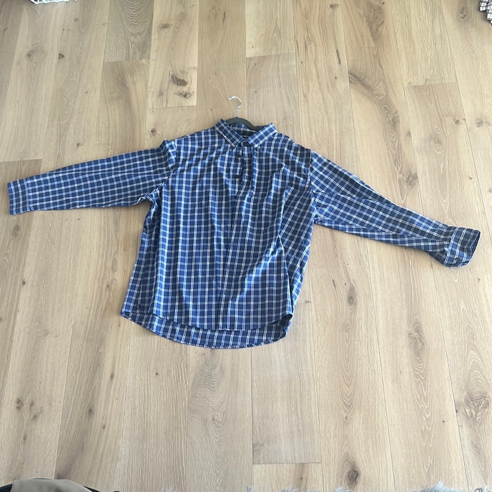 Mizzen+Main long sleeve shirt,Size XXL and Color is blue